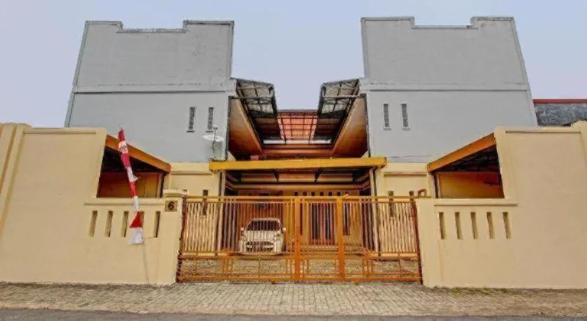 OYO Life 92663 Karmel 6