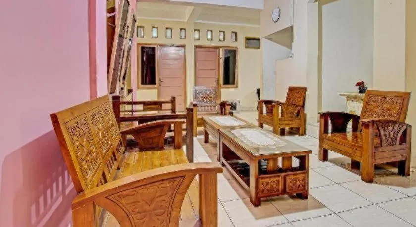 OYO Life 92663 Karmel 6