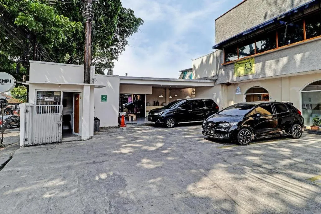 OYO Life 92630 Siliwangi Residence 63