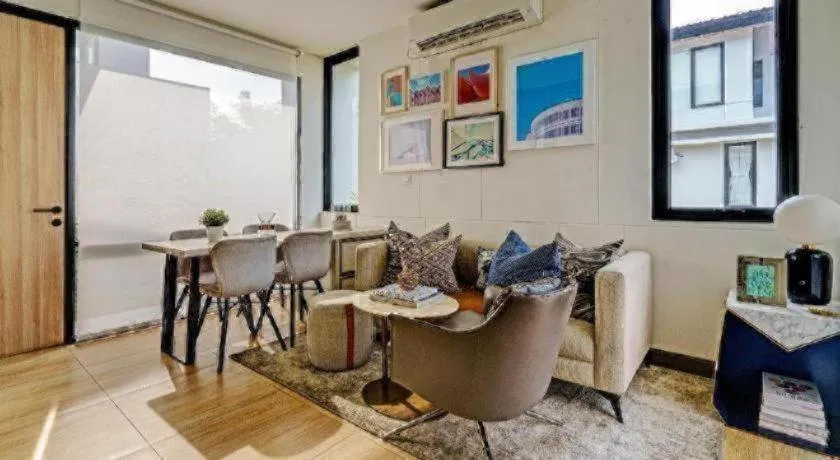 OYO Life 92719 Rolling Hills Residence Karawang