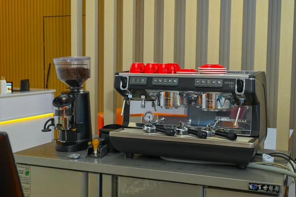 Athenee Hotel Vientiane