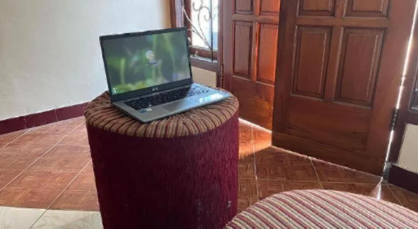 OYO 94003 Anjuk Ladang Homestay