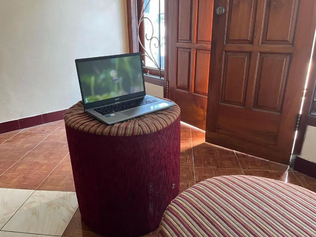 OYO 94003 Anjuk Ladang Homestay