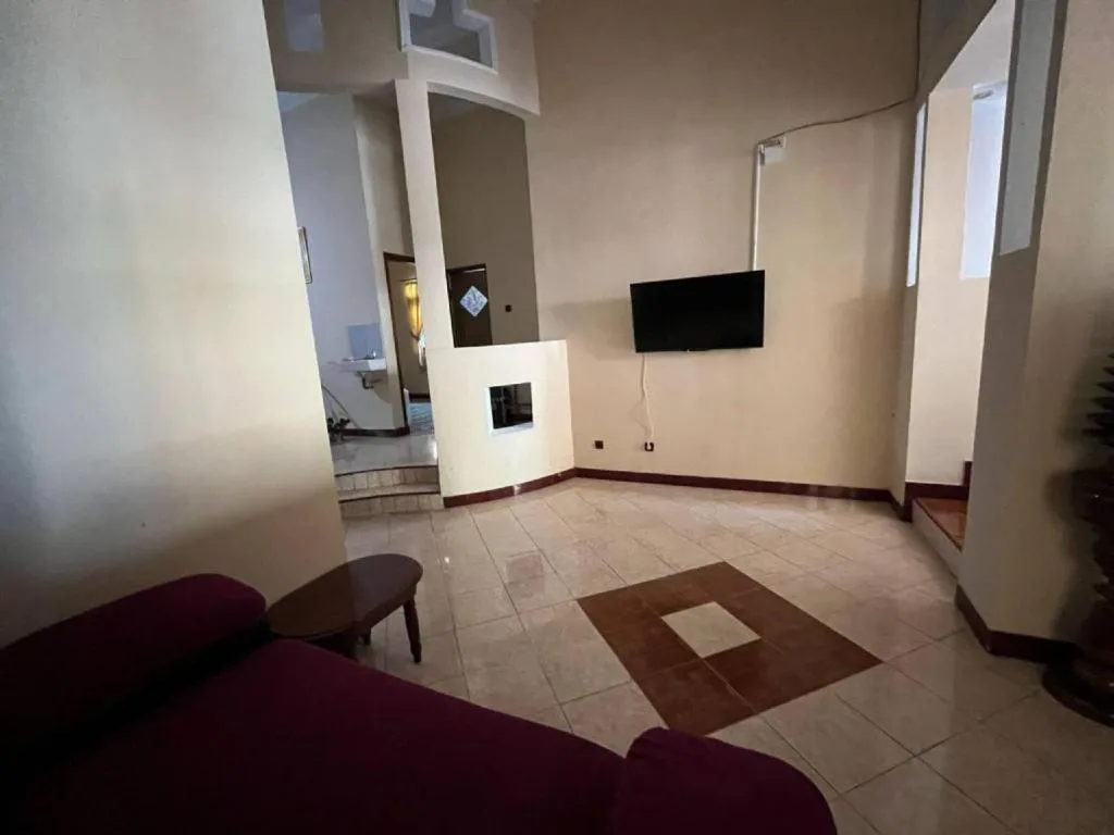 OYO 94003 Anjuk Ladang Homestay