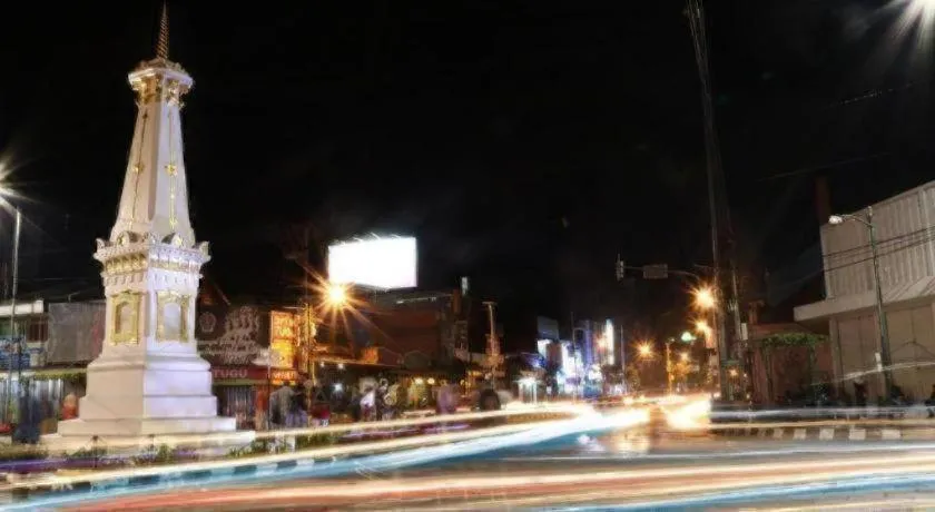 OYO 94003 Anjuk Ladang Homestay