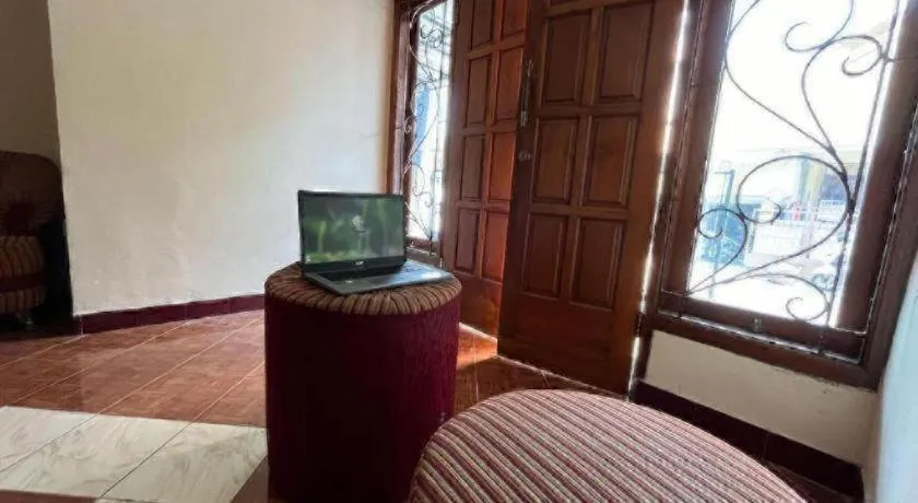 OYO 94003 Anjuk Ladang Homestay