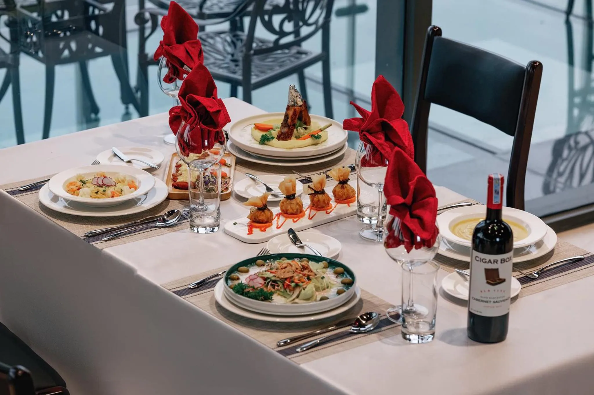 Restaurant/places to eat in Lamori Resort & Spa, Thanh Hoá