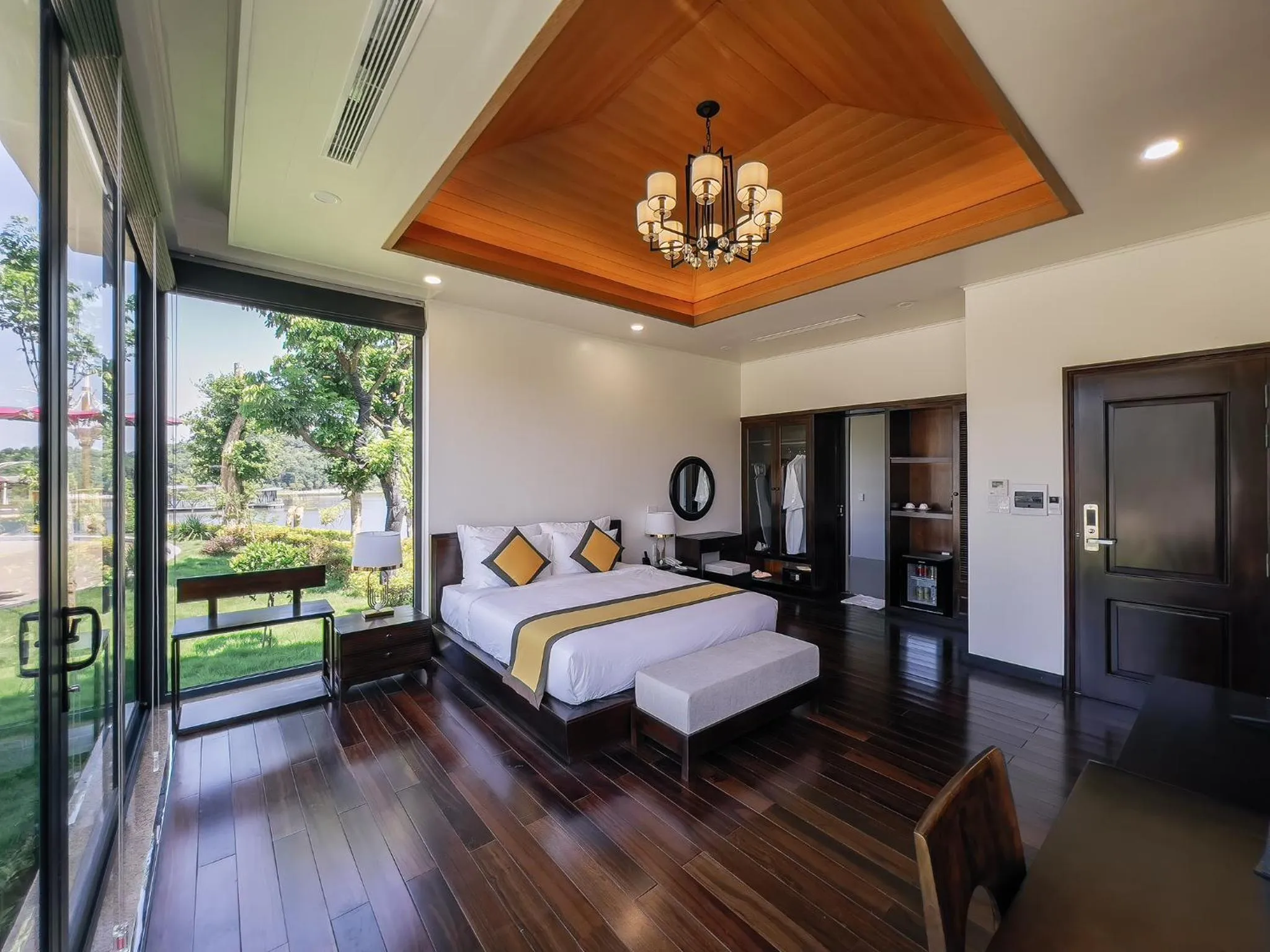 Lake view, Bed in Lamori Resort & Spa, Thanh Hoá
