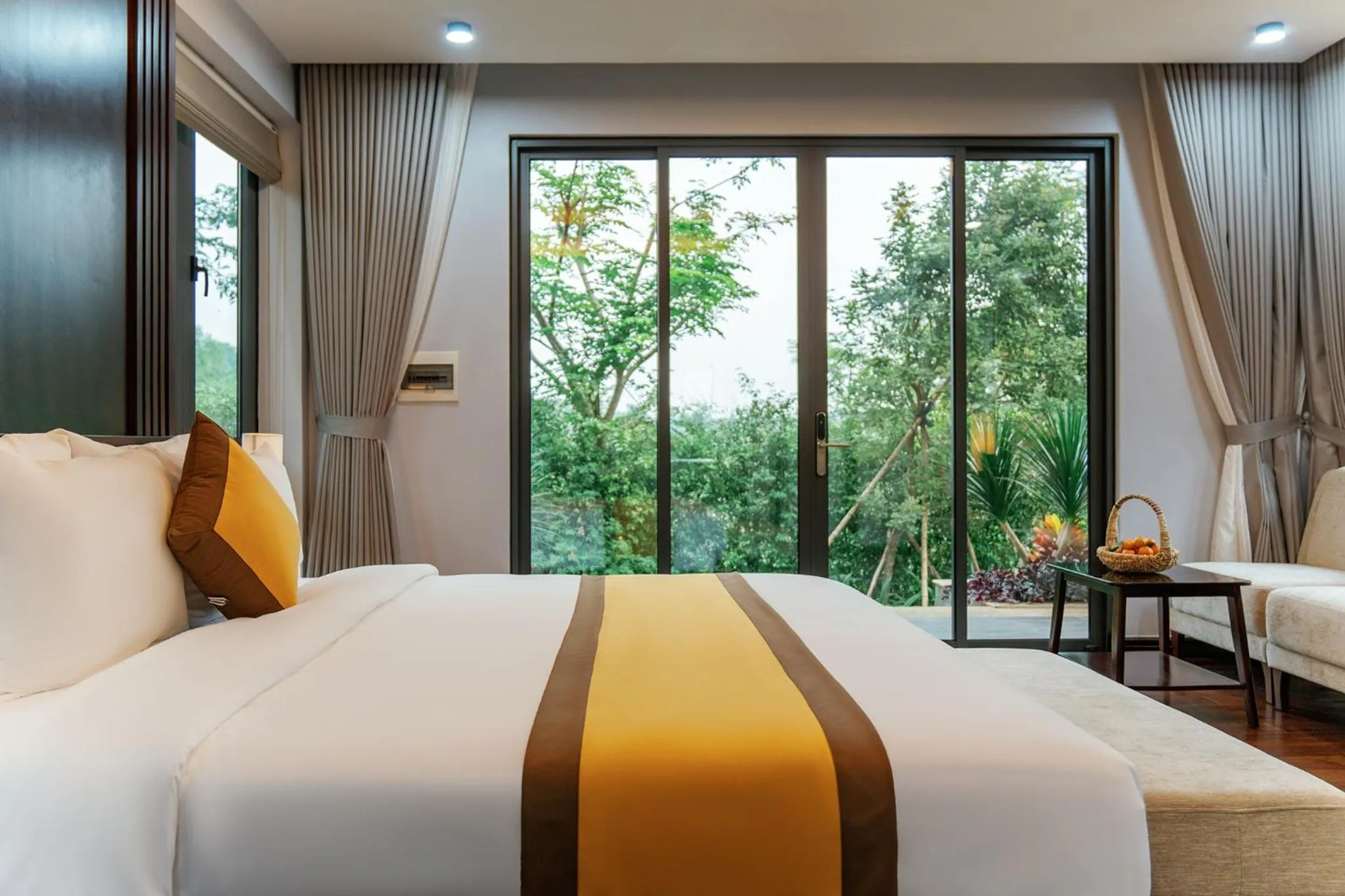 Garden view, Bed in Lamori Resort & Spa, Thanh Hoá