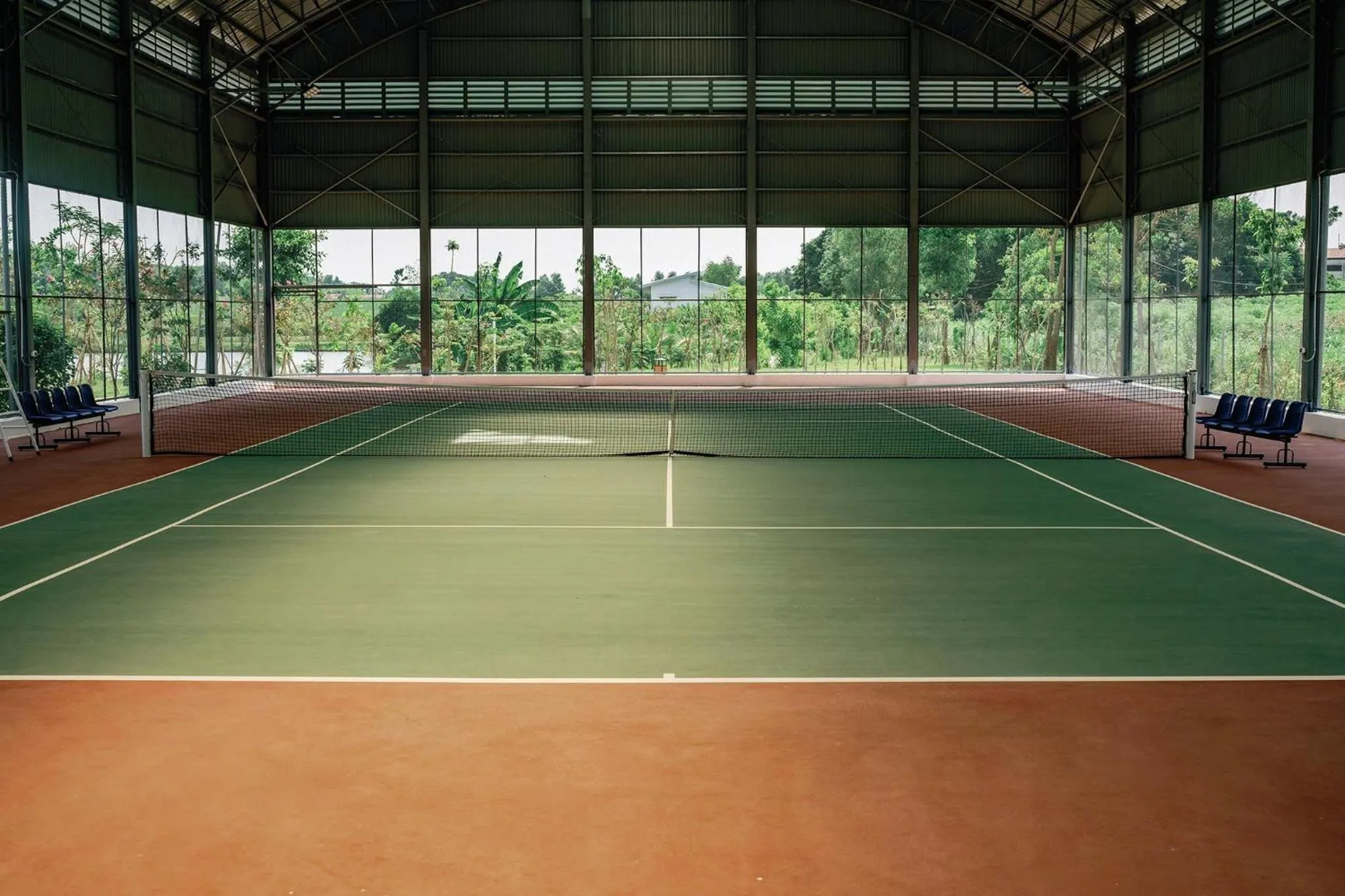 Tennis court in Lamori Resort & Spa, Thanh Hoá