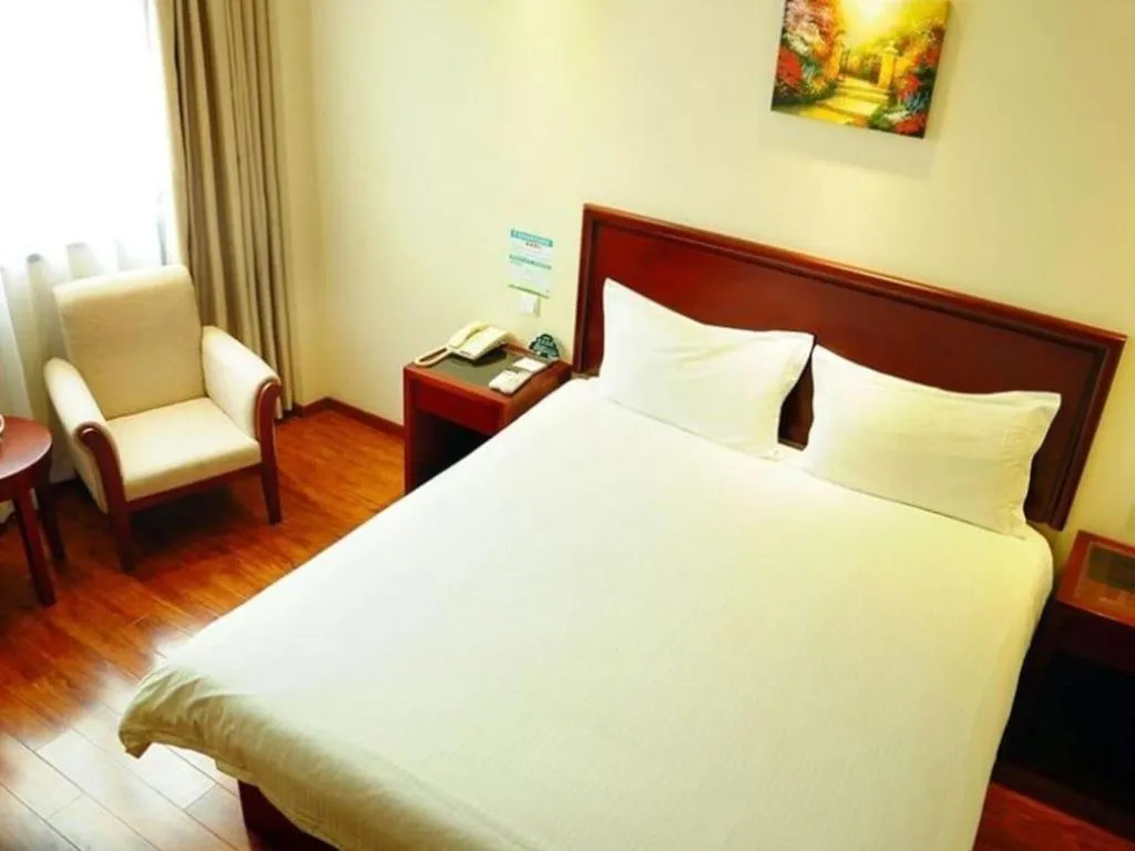 Bed in GreenTree Inn Chuzhou Dingyuan County People's Square General Hospital Business Hotel