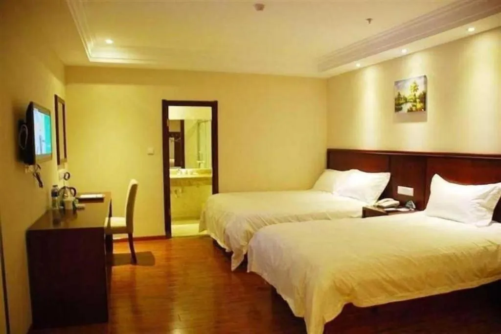 Bed in GreenTree Inn Chuzhou Dingyuan County People's Square General Hospital Business Hotel