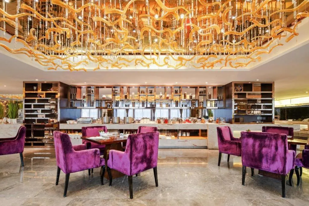 Chengdu Rising Butterfly Hotel