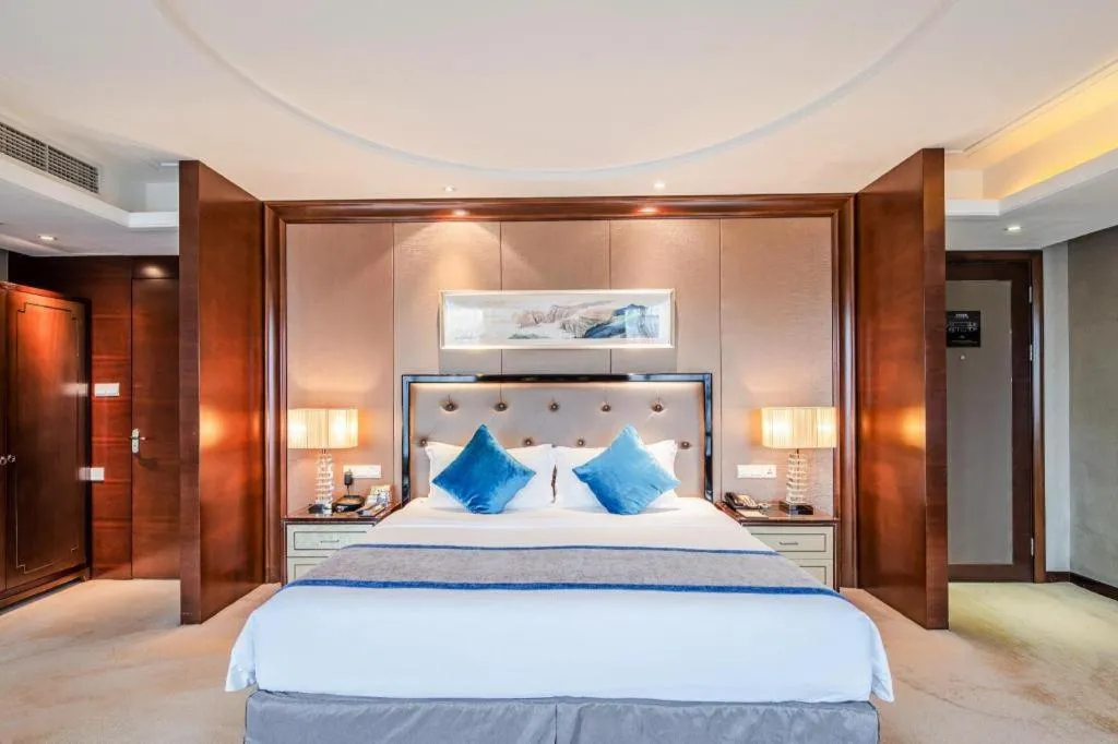 Bed in Chengdu Rising Butterfly Hotel