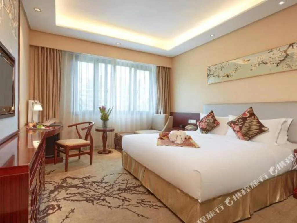 Bed in Meiyuan Hotel Hangzhou