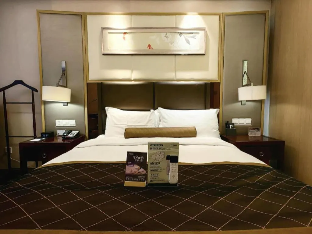 Bed in Meiyuan Hotel Hangzhou