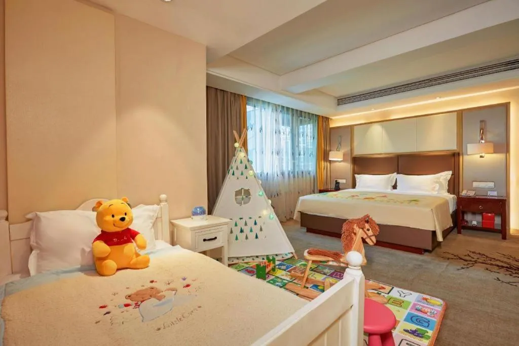 Bed in Meiyuan Hotel Hangzhou