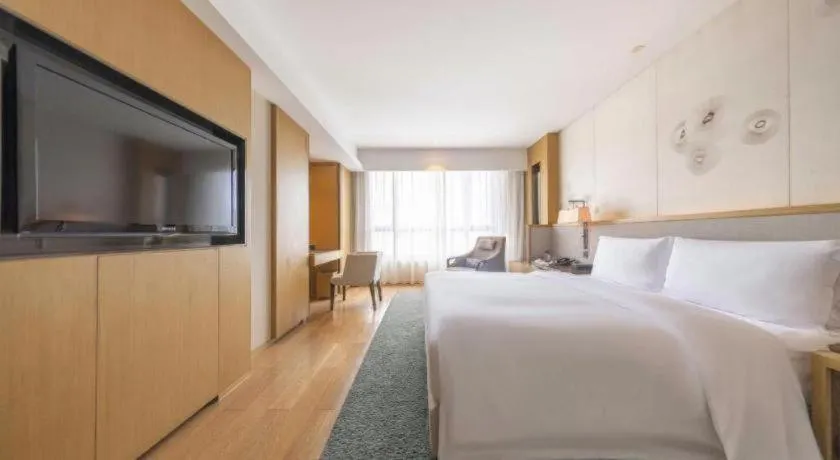 Bed in The East Hotel Hangzhou