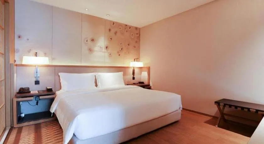 Bed in The East Hotel Hangzhou