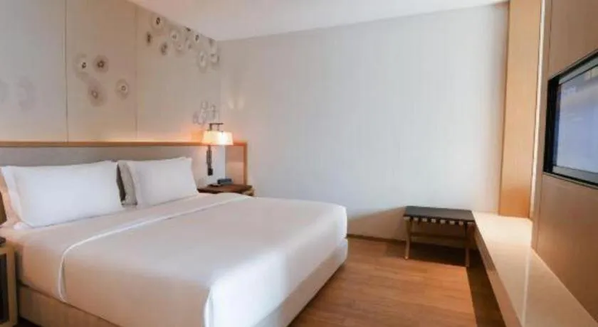 Bed in The East Hotel Hangzhou