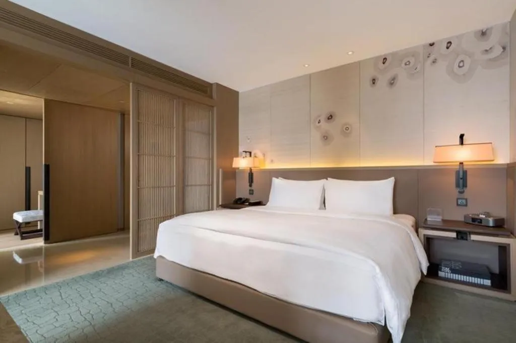 Bed in The East Hotel Hangzhou