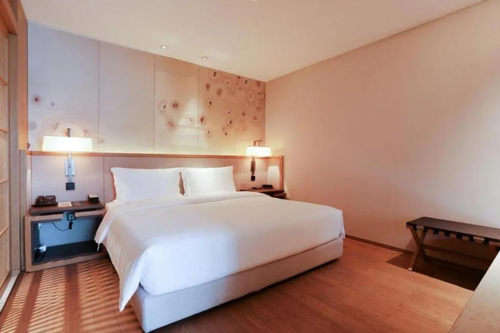 Bed in The East Hotel Hangzhou