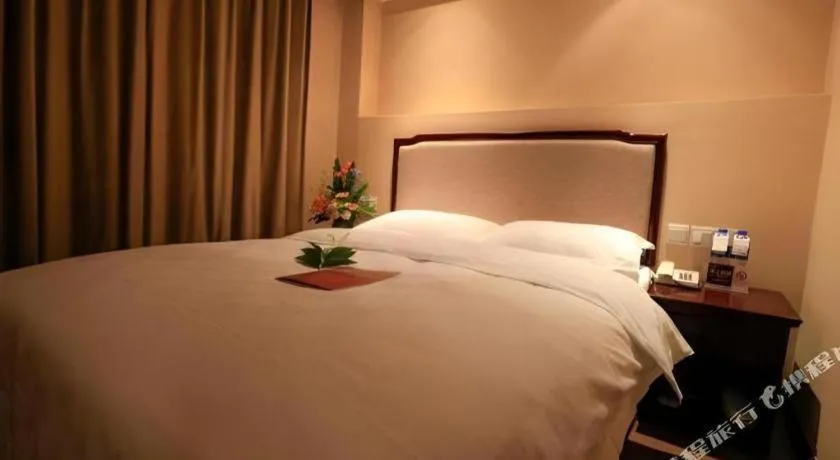 Bed in Bell Tower Hotel