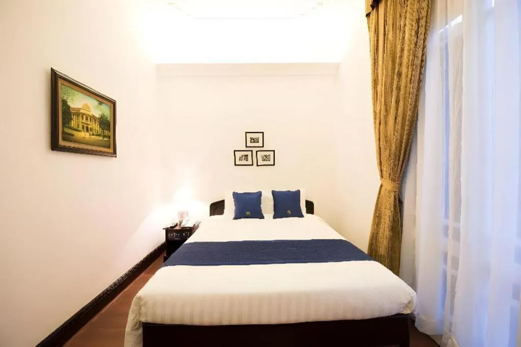 Bed in Hoa Binh Hotel