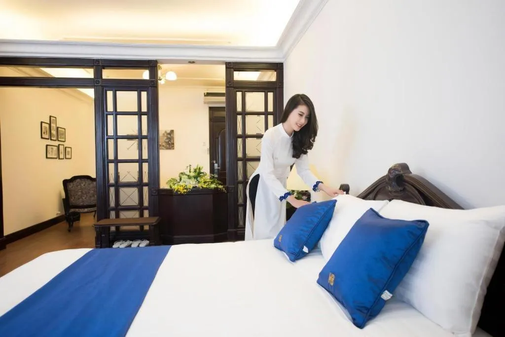 Bed in Hoa Binh Hotel