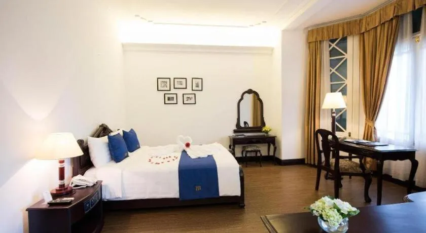 Bed in Hoa Binh Hotel