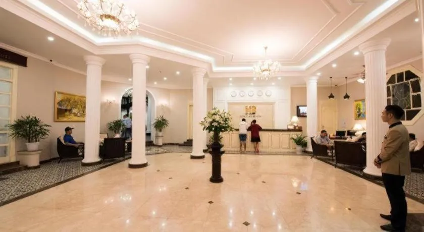 Hoa Binh Hotel