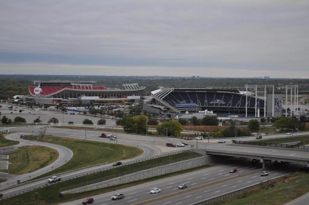 Adam's Mark Hotel & Conference Center