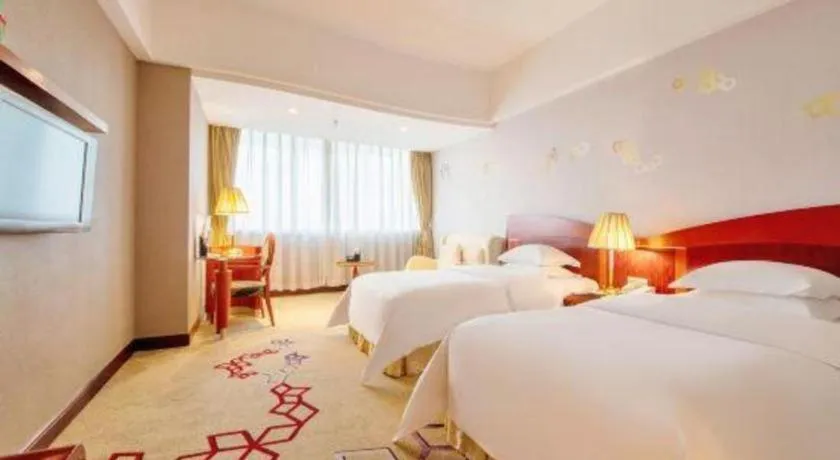 Bed in Cinese Hotel Dongguan