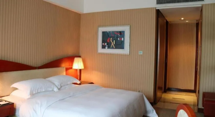 Bed in Cinese Hotel Dongguan