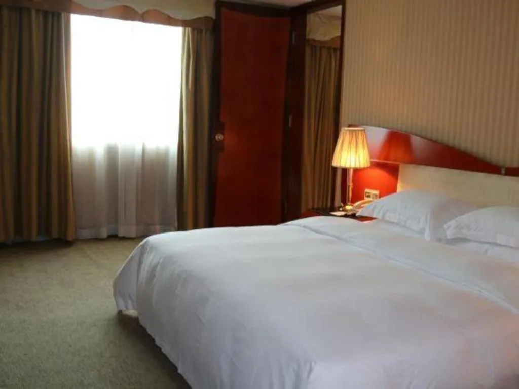 Bed in Cinese Hotel Dongguan