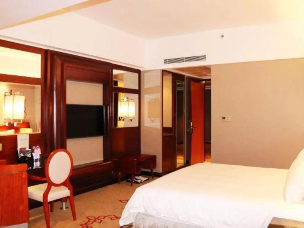 Bed in Cinese Hotel Dongguan