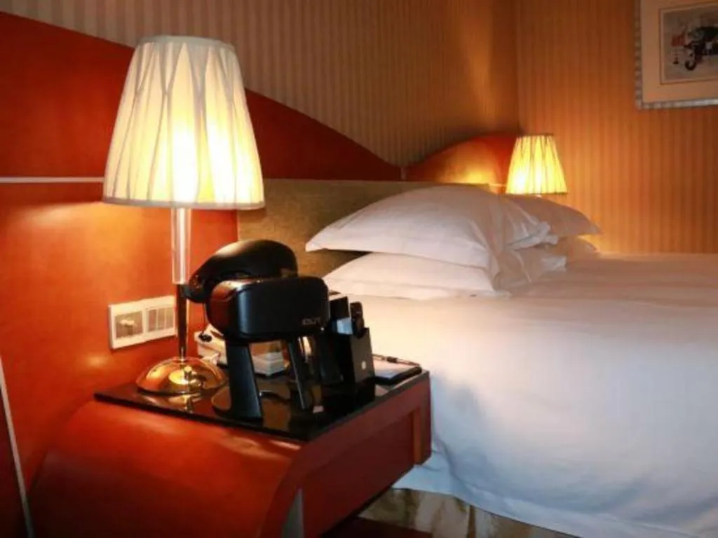 Bed in Cinese Hotel Dongguan