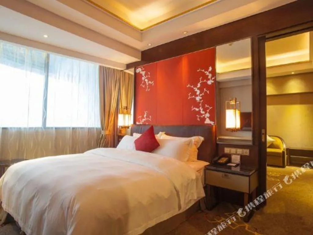 Bed in Cinese Hotel Dongguan
