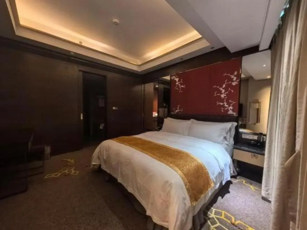 Bed in Cinese Hotel Dongguan