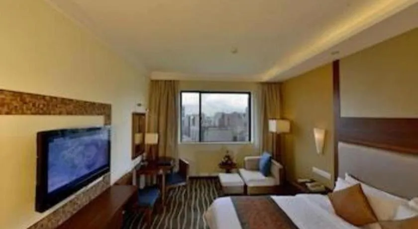 Bed in BaoHua Harbour View Hotel