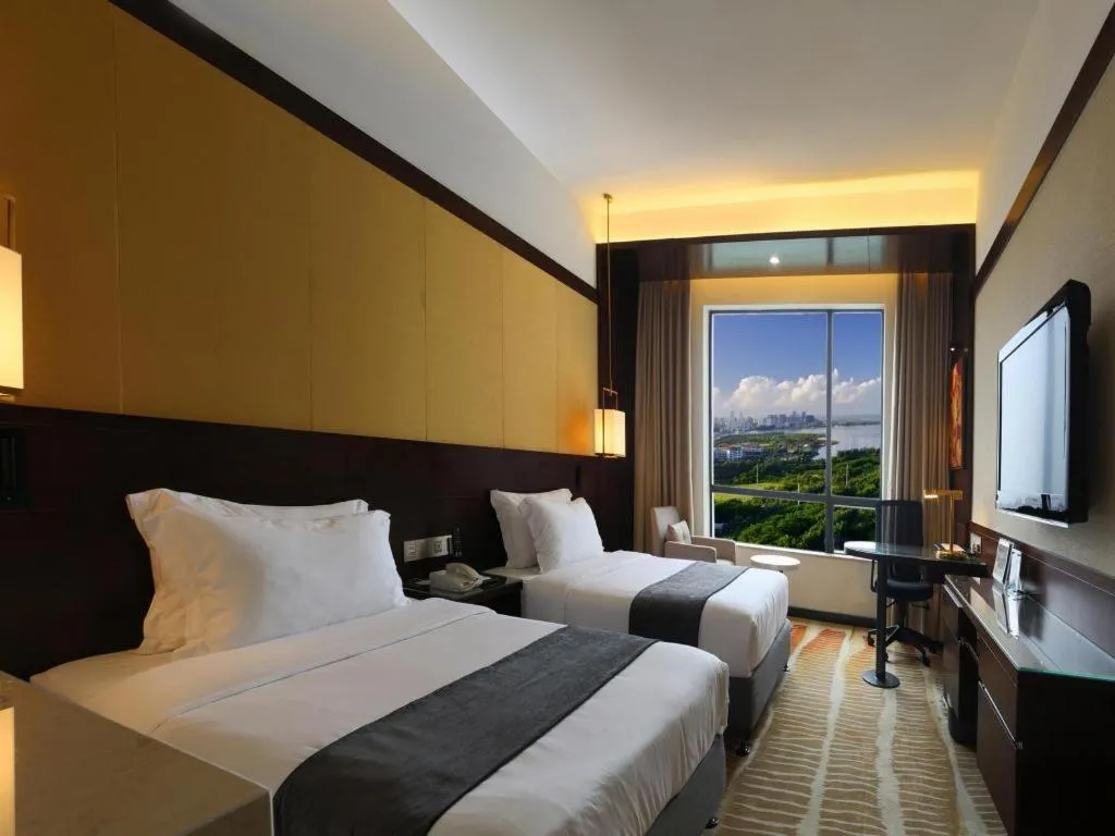 Bed in BaoHua Harbour View Hotel