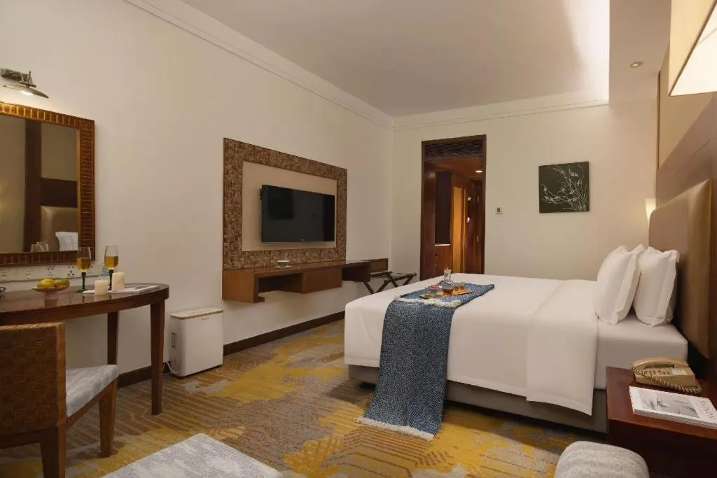 Bed in BaoHua Harbour View Hotel