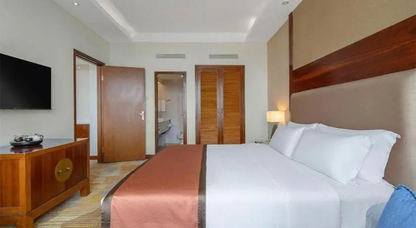 Bed in BaoHua Harbour View Hotel