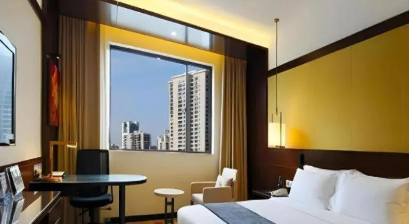 Bed in BaoHua Harbour View Hotel