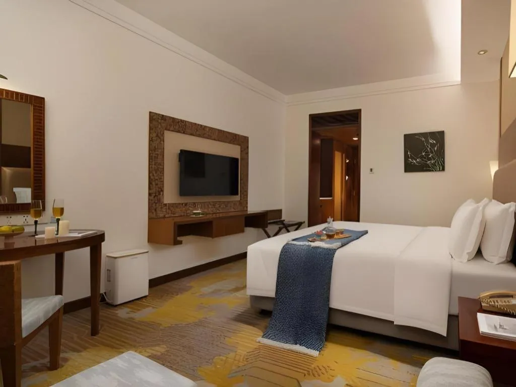 Bed in BaoHua Harbour View Hotel