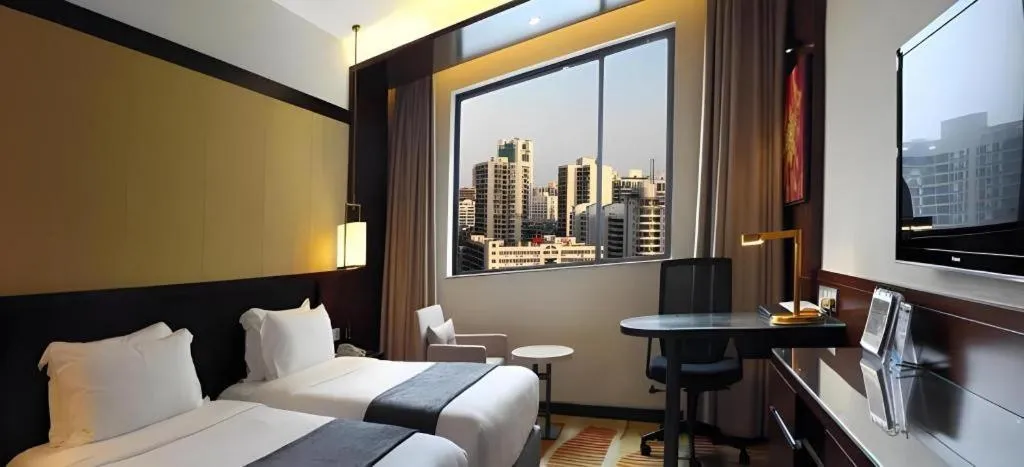 Bed in BaoHua Harbour View Hotel