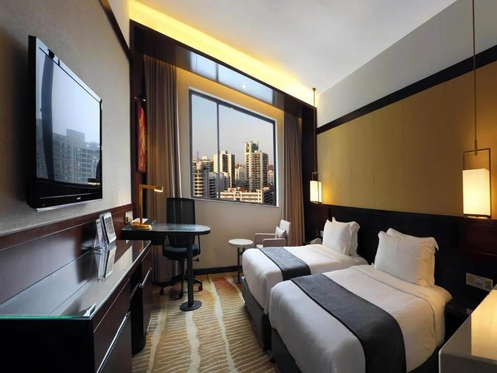 Bed in BaoHua Harbour View Hotel