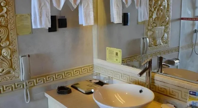 Kunming Tailong Hongrui Hotel