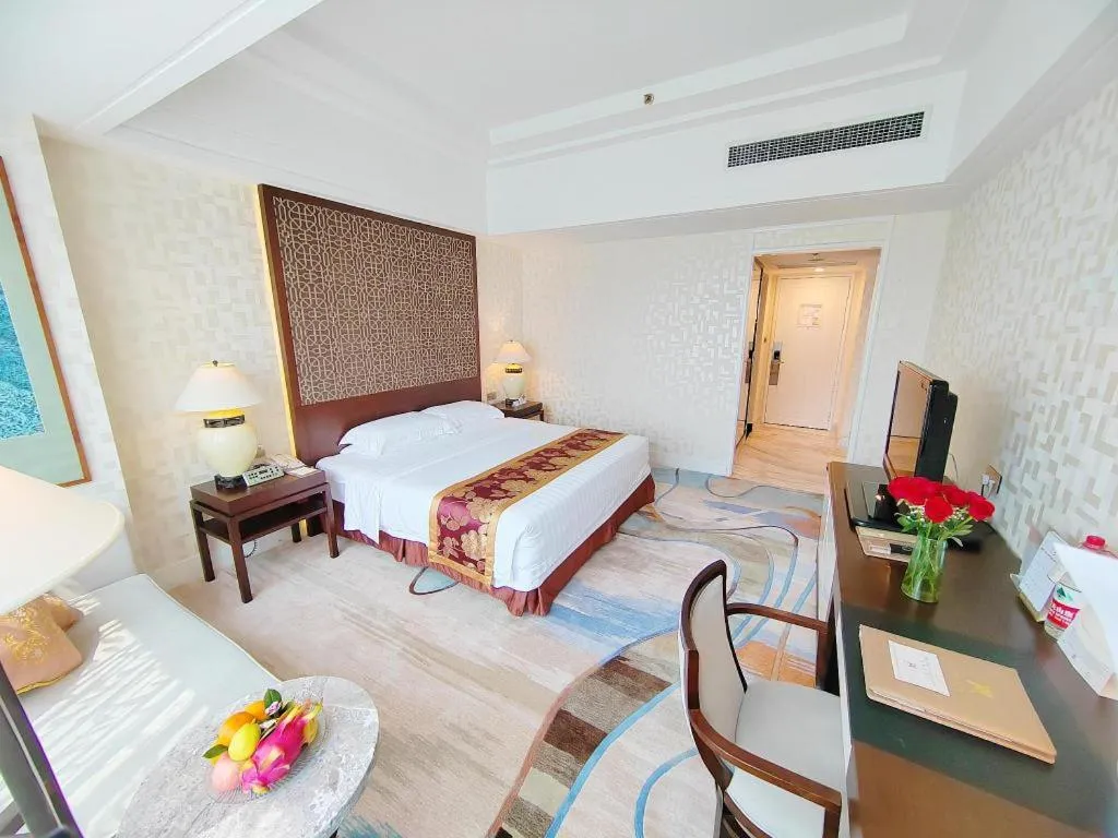 Bed in Hainan Junhua Haiyi Hotel