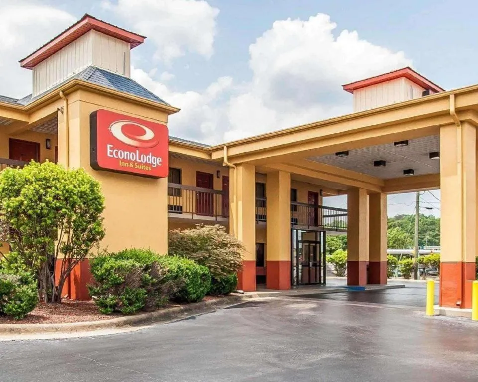 Econo Lodge Inn & Suites Tuscaloosa I-20